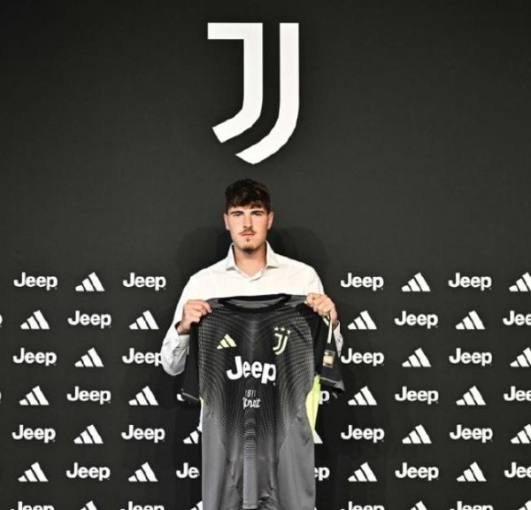Juventus đã chính thức công bố